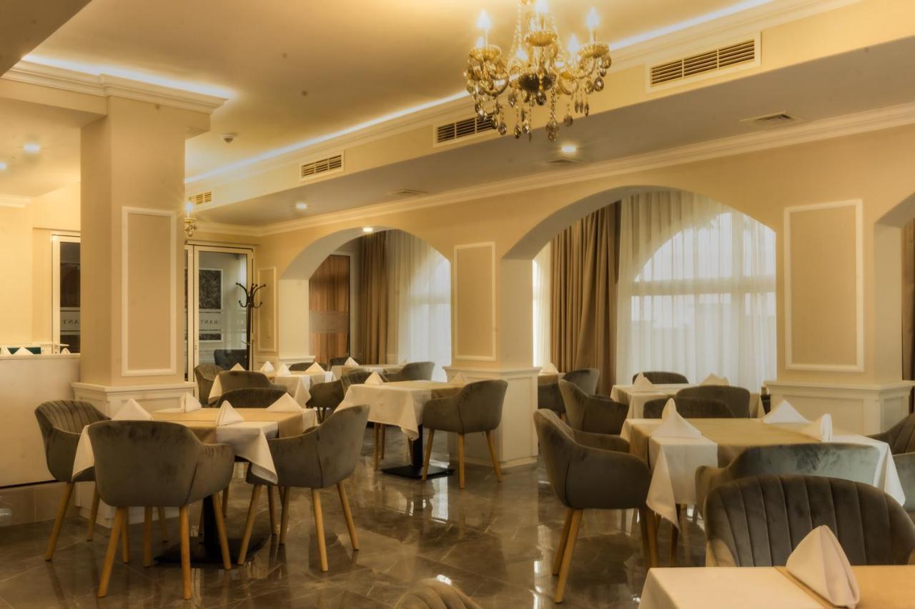 Vemara City Boutique Hotel-Free Parking Varna Dış mekan fotoğraf