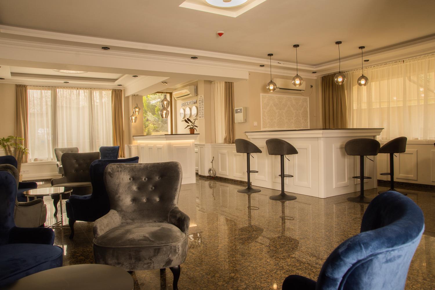 Vemara City Boutique Hotel-Free Parking Varna Dış mekan fotoğraf
