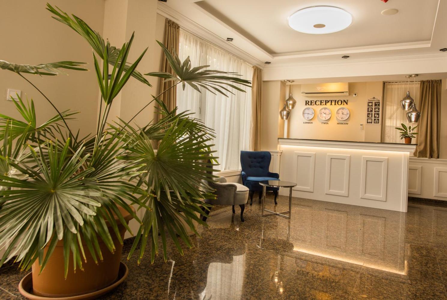 Vemara City Boutique Hotel-Free Parking Varna Dış mekan fotoğraf