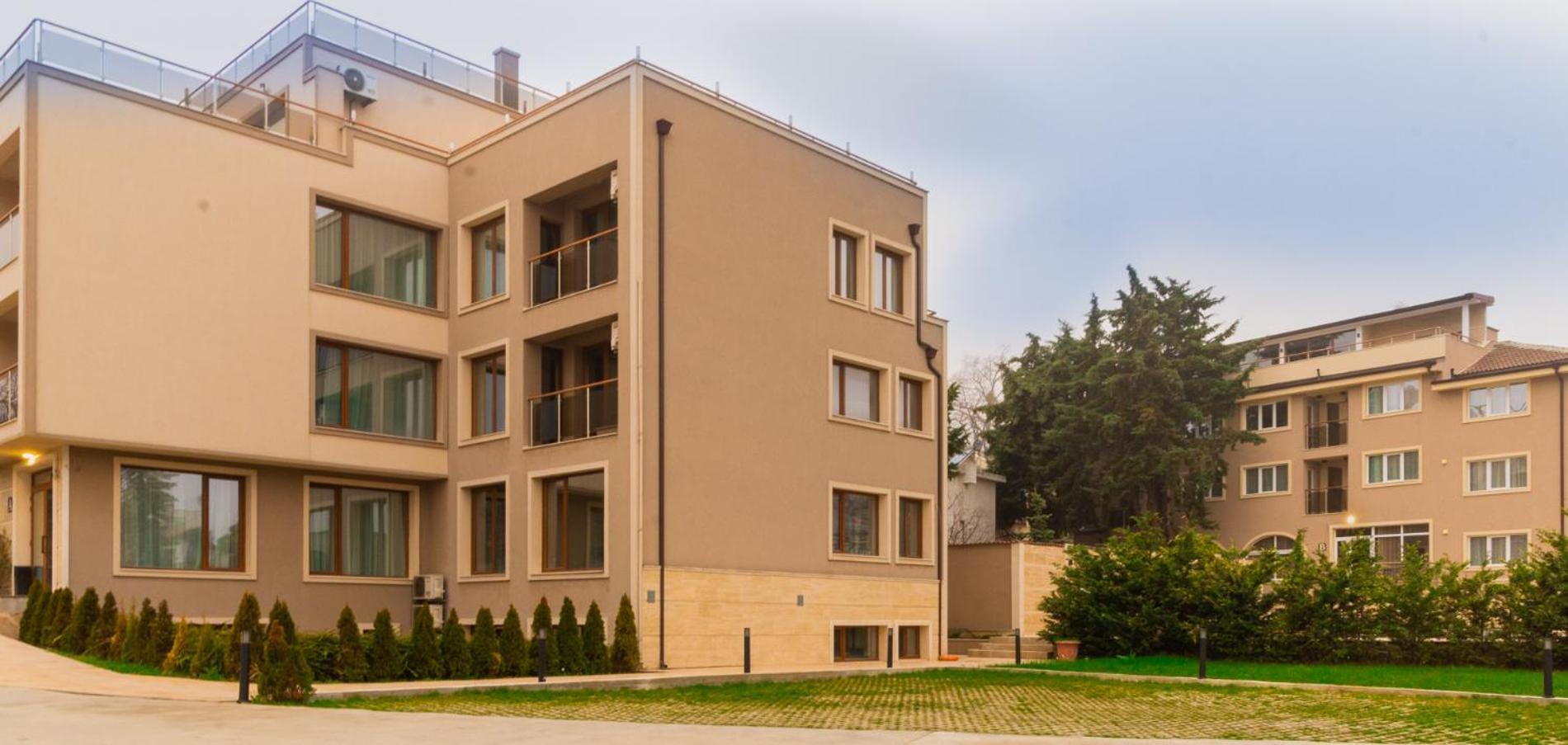 Vemara City Boutique Hotel-Free Parking Varna Dış mekan fotoğraf