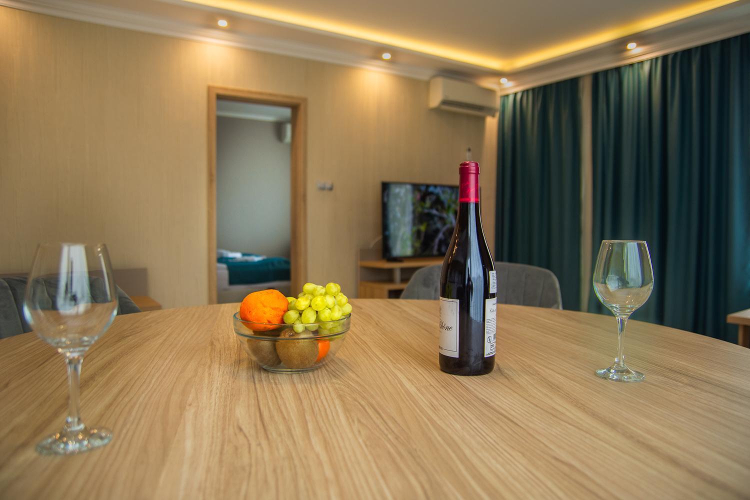 Vemara City Boutique Hotel-Free Parking Varna Dış mekan fotoğraf